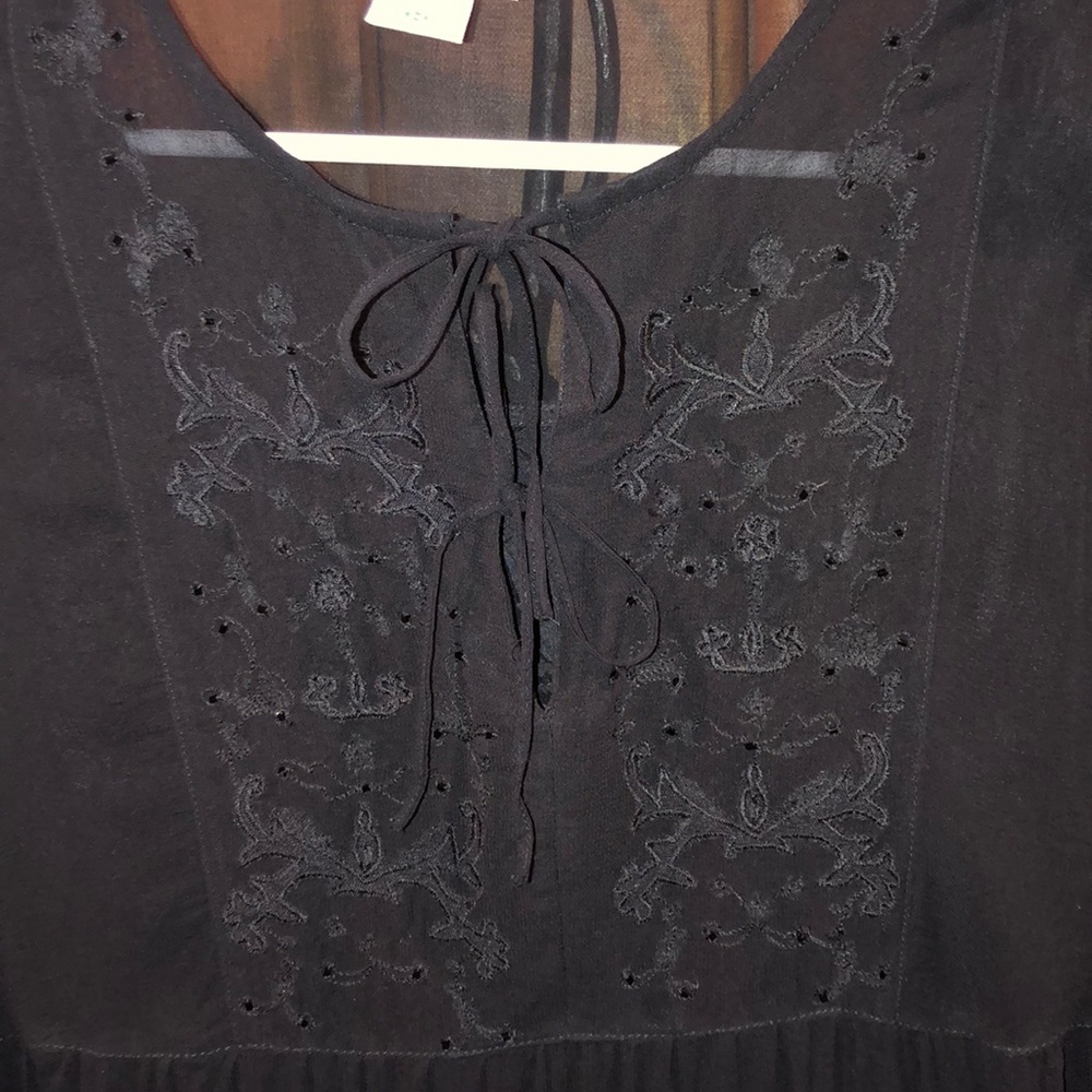 Maternity 👣 Blouse 🥳 - Picture 2 of 7